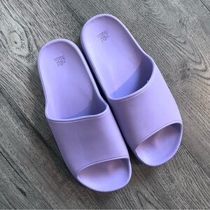 Wild Fable Stylish Purple Slide Sandals Size 8